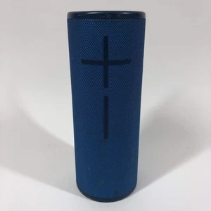 Enceinte Bluetooth Ultimate Ears MegaBoom 3 bleue S-00171 - Photo 1 sur 4