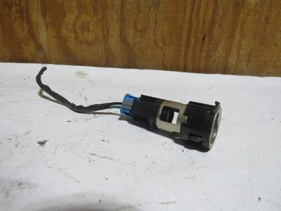 2011 GMC TERRAIN POWER OUTLET - Image 1 of 4