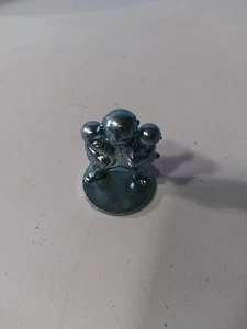 Monopoly Surprise Exclusive Collectible Tokens Series 1-Mr Monopoly Twins - Picture 1 of 1