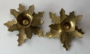 Vintage Pair Brass Taper Candlestick Poinsettia Holly Leaf Candle Holders India - Bild 1 von 7
