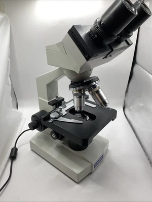 Kit de microscopio compuesto binocular LED serie OMAX M82E Foto 1 de 4