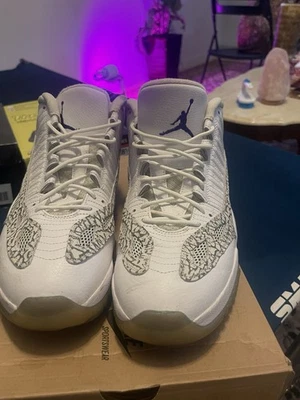 Air Jordan 11 Low IE “Cobalto” [Talla __] Blanco Azul Gris – Sin Caja – Limpio Foto 1 de 4