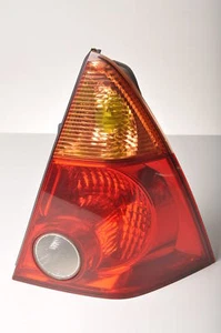 DAIHATSU YRV 1.3 16V 87CV Luz Trasera Derecho - Imagen 1 de 7