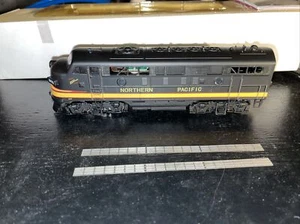 MRC FA7 Northern Pacific #6012A Locomotive  - Picture 1 of 11