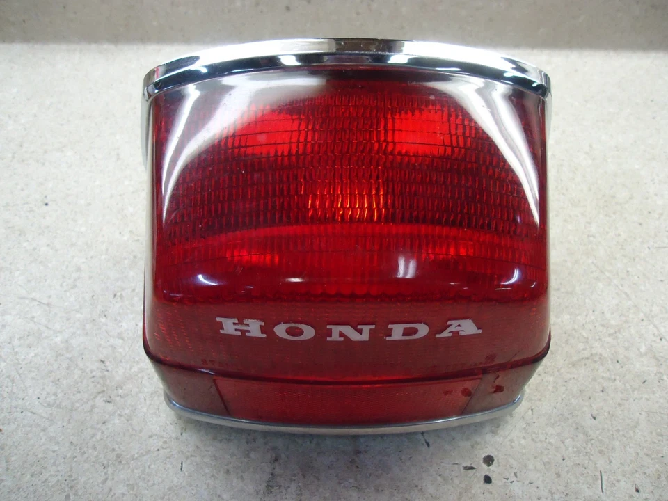 Luz trasera limitada Honda CB750K CB750 1979-1981 OEM 79 CX500 Foto 1 de 4