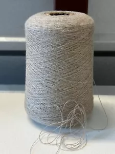 Beautiful Spool Cone Peru #0 Super Baby Alpaca Yarn 1lb 3oz 540gr 5014 Khaki A - Picture 1 of 4