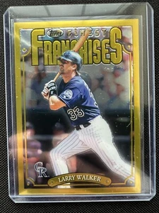 2023 Topps Finest Flashbacks Larry Walker Finest Franchises Gold SP #182 Rockies - Picture 1 of 2