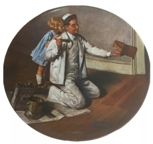 Norman Rockwell plate “The Printer” closed in 1983 stamped on the back - Picture 1 of 2