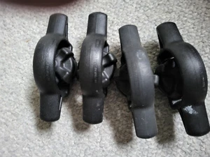 Set of 4Toyota pickup bed rail cleats OEM part no.58461-04020 - Picture 1 of 2