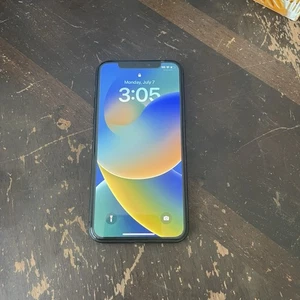 iPhone 11 Pro 64gb Unlocked used - Photo 1 sur 6
