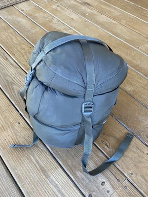 USGI MODULAR SLEEP SYSTEM - 4 Pc: Bivy, Sleeping Bag, Poncho Liner (woobie), Bag - Image 1 of 4