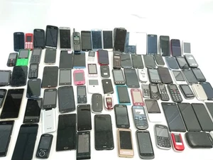 Large Lot of Mixed Mobile Phones for Charity Samsung Nokia & More Spares Repairs - Photo 1 sur 23