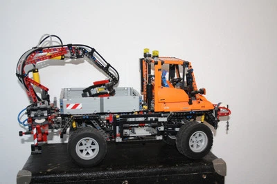 LEGO TECHNIK UNIMOG 8110 - Bild 1 von 2