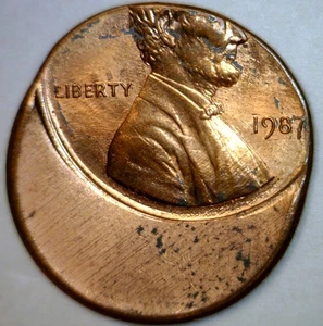 1987 ERROR OFF CENTER Lincoln Cent Unc / BU Det. Scr. Coin 1c START AUCTION - Picture 1 of 3