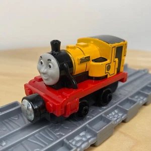 Thomas the Tank Engine Take and Play Engine Duncan versión 2014 - Imagen 1 de 9