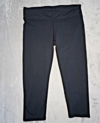 NWT - FABLETICS Women's 'DHYANA CAPRI' Black POWERFORM CAPRI   - Large - Image 1 of 4