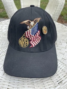 Berretto membro NRA Millennium con spilla ufficiale cappello camionista snapback bandiera aquila nero - Foto 1 di 4