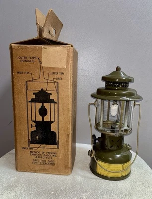 Nice 1952 Coleman U.S. Military Lantern Model 252A-Ventilator Blue Underside - Image 1 of 4