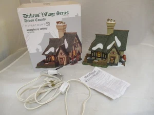 2013 Dept 56 Dickins' Village STRAWBERRY COTTATE #4030356  - TESTED WORKS! - Picture 1 of 11