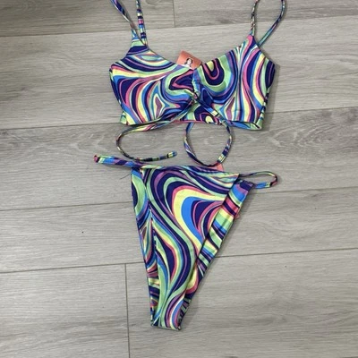 Top de bikini Boohoo mármol neón talla 4 inferior talla 8 Foto 1 de 4