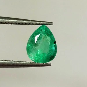 1.09ct Natural Emerald pear nice green good luster untreated collection gemstone - Picture 1 of 3