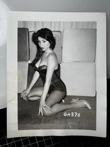 Vintage 1950's Girlie PIN UP Photo Risque B&W Original Nude #245 - Bild 1 von 2