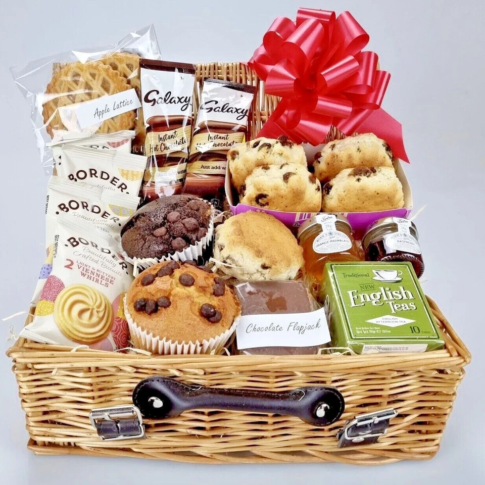 GIFTHAMPERZ Real Wicker Deluxe Afternoon Tea Basket for 2-4 Birthday Home Christmas gift