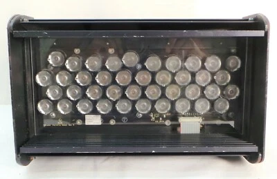 ETC Selador Paletta LED Fixture - 11" - Image 1 of 4