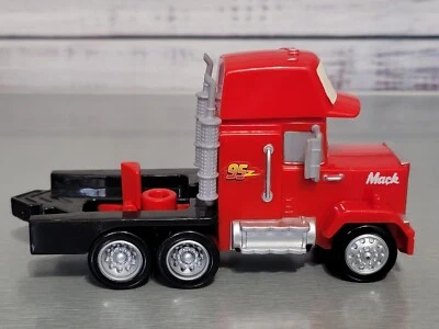 Semirremolque Transforming Mack de Disney Pixar Cars solamente  Foto 1 de 4