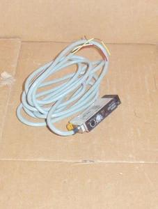 E3XR-CB4T Omron Fiber Optic Amplifier Photoelectric Sensor Switch E3XRCB4T - Picture 1 of 1