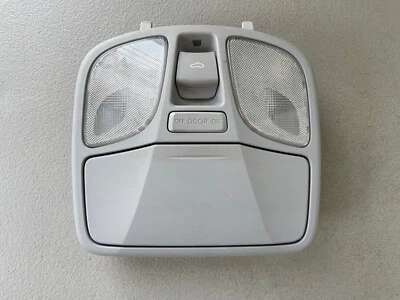 2012 Hyundai Sonata купол карта свет - Изображение 1 из 3