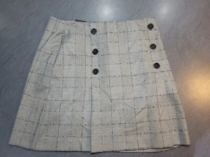 "Falda plisada a cuadros Marks & Spencer con botones, mezcla negra talla 14 nueva con etiquetas Len 18" - Imagen 1 de 3