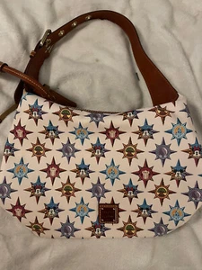 Borsa a tracolla Disney World Compass Dooney & Bourke, ottime condizioni - Foto 1 di 5
