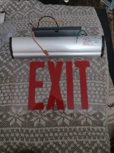 Beghelli Indoor Red LED CRVSALR1CSALAT - Picture 1 of 11