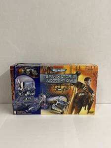 Micro Machines Terminator 2 Judgement Day Transforming Action Set New Sealed - Picture 1 of 8