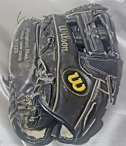 WILSON: Black LH Chris Sabo Fielder Glove Signature Model A2223 - Picture 1 of 4
