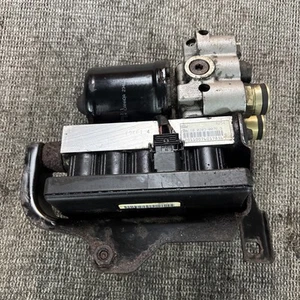 lincoln town car abs actuator 1997 - Foto 1 di 21
