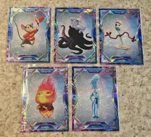 Disney 100 Kakawow Cosmos All Stars Lot - ALL Refractor - Toy Story - Ursula -SP - Bild 1 von 1