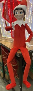 Lowes ~ 4 Fuß 10 Zoll bewegliche ELF im Regal Santaverse Weihnachten drinnen draußen - Bild 1 von 4