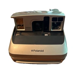 Vintage Polaroid ONE 600 Ultra Classic Instant Film Camera - silver - Picture 1 of 4