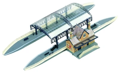 Hornby Station Terminus - Image 1 of 4