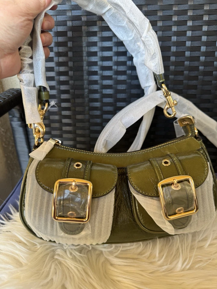 Coach CBJ01 Ashton Shoulder Bag In Shiny Crinkle Leather Gold/Olive Green