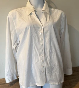 Camicetta bianca Talbots 24W antirughe con bottoni davanti - Foto 1 di 9