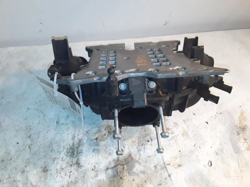 Colector de admisión 2,0 L compatible con BMW 320i 328I 15165 12-18 Foto 1 de 4