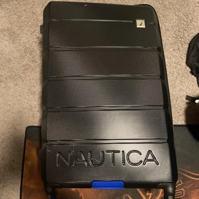 Large Travel Suitcase Good Condtion Carry On Luggage , Never Used - Image 1 of 4