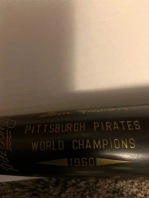 Taco de apresentação Pittsburgh Pirates 1960 mulheres clemente e equipe - Imagem 1 de 3