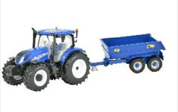 BRITAINS FARM 43268 1/32 NEW HOLLAND T6 TRACTOR WITH TRAILER PLAY SET - Image 1 of 1