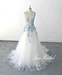 Farbiges Blau Spitze Blumen Brautkleid Hochzeit Maßanfertigung Garten Träger - Bild 1 von 8