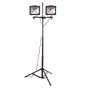 Husky 10000lm Twin Head LED Work Light with Tripod - Picture 1 of 1