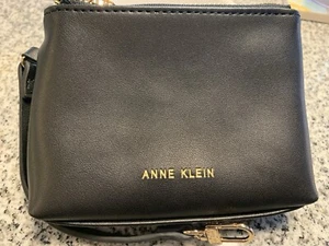 Anne Klein Pouch Pouch da polso nero marsupio con cerniera 6"x4,25" con cinturino - Foto 1 di 8